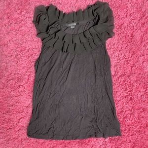 Black no sleeve ruffled blouse